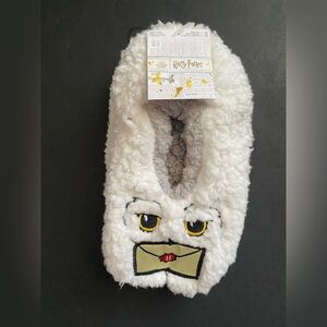 NWT Harry Potter Fluffy “Hedwig” Owl Slippers women 4-7 S/M